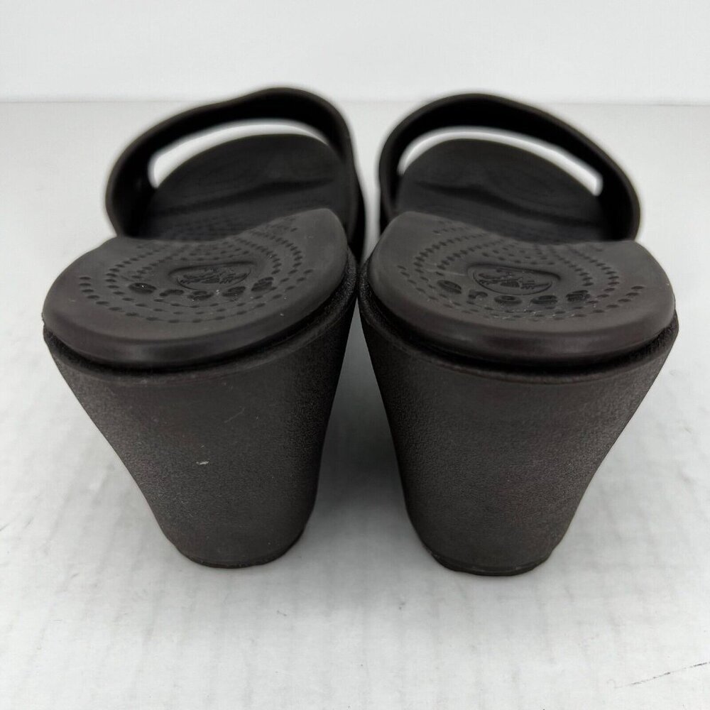 CROCS Brown Sandals with Contoured Footbed - Picture 5 of 9